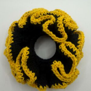 Chouchou en crochet bicolore jaune et noir– Accessoire cheveux fait main